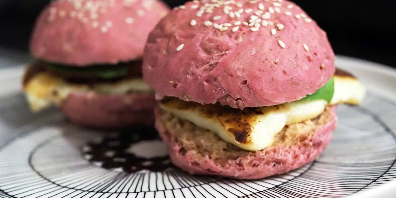 pinkit halloumiburgerit
